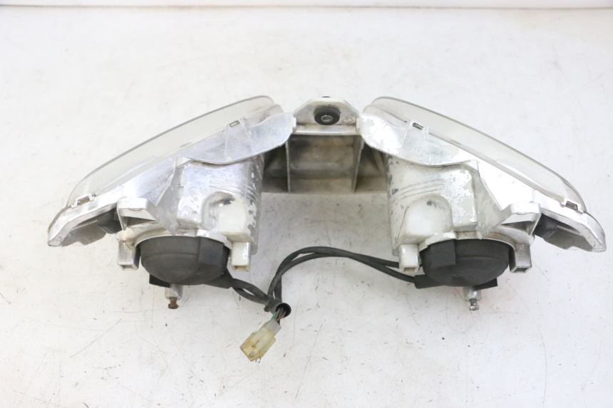 photo de REFLEKTOR PRZEDNI YAMAHA X-MAX XMAX 125 (2010 - 2013) - Widok ogólny