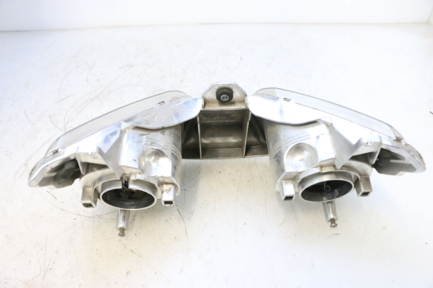 photo de REFLEKTOR PRZEDNI YAMAHA X-MAX XMAX 125 (2010 - 2013) - Inny kąt widzenia