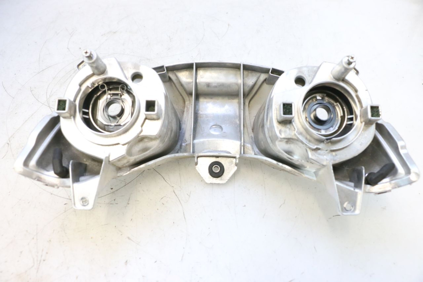 photo de REFLEKTOR PRZEDNI YAMAHA X-MAX XMAX 125 (2010 - 2013) - Widok ogólny