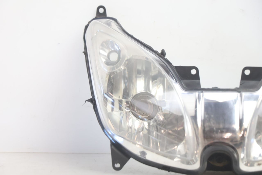 photo de REFLEKTOR PRZEDNI YAMAHA XMAX X-MAX 125 (2006 - 2009) - Szczegół części
