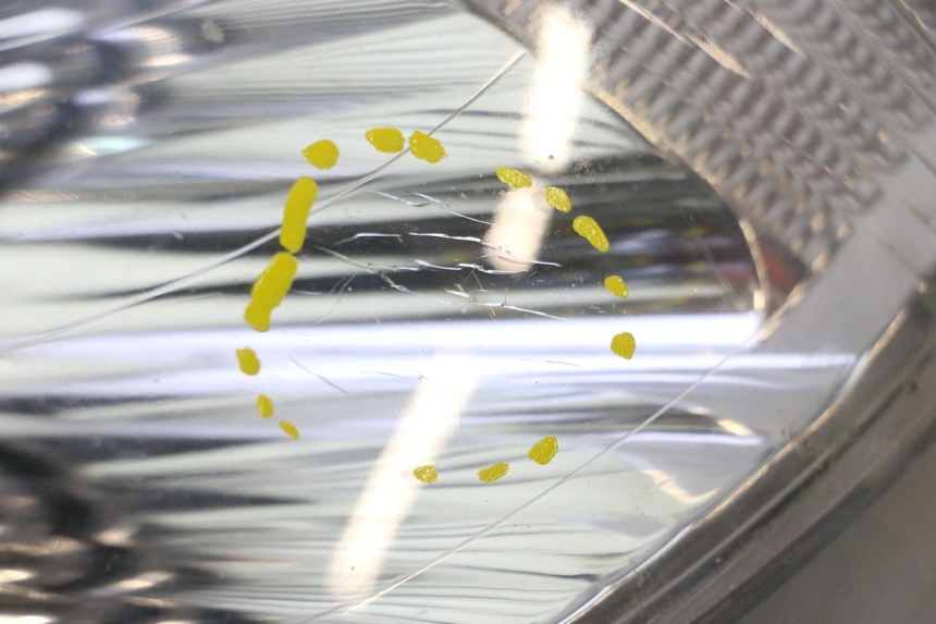 photo de PRZEDNIA LAMPA PIAGGIO X8 STREET 125 (2006 - 2007) - Zbliżenie techniczne