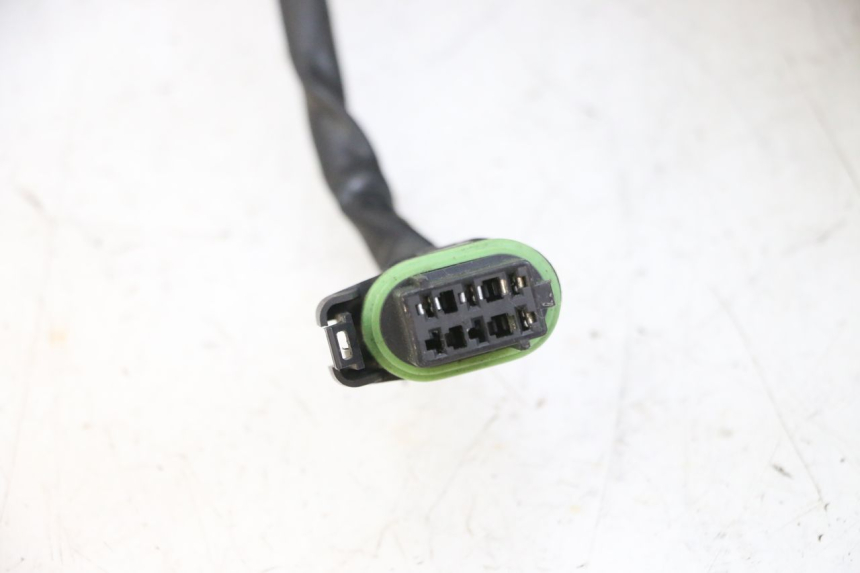 photo de REFLEKTOR PRZEDNI PIAGGIO X8 125 (2004 - 2007) - Punkty mocowania