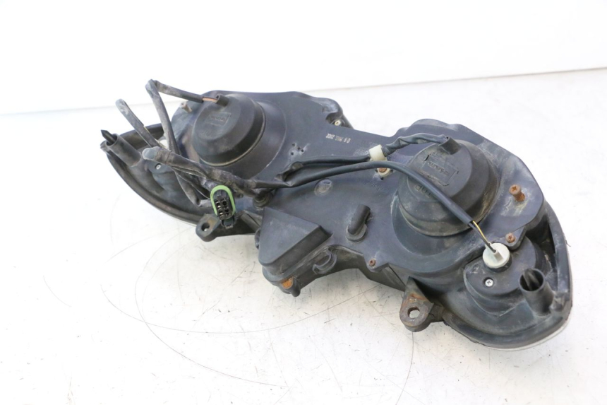 photo de PRZEDNIA LAMPA PIAGGIO X9 AMALFI 180 (2000 - 2003) - Zbliżenie komponentów