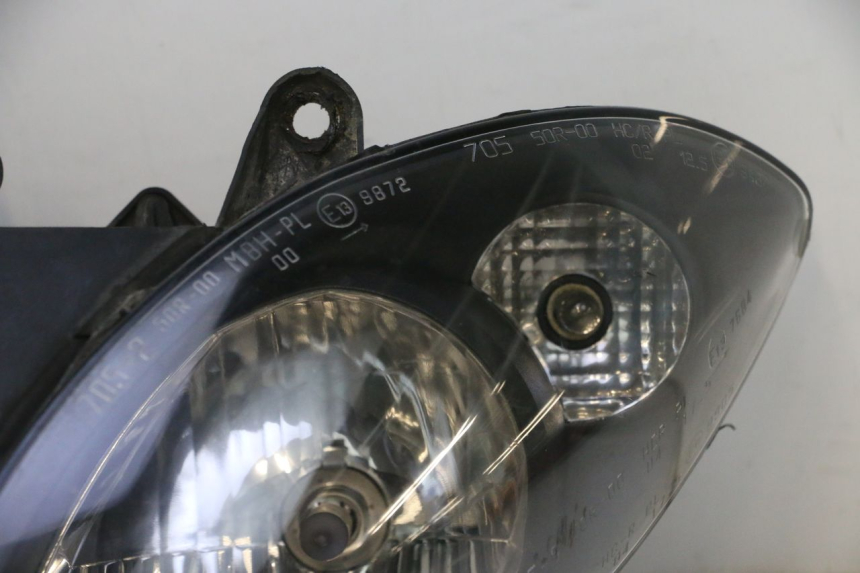 photo de PRZEDNIA LAMPA PIAGGIO X9 AMALFI 180 (2000 - 2003) - Inny kąt widzenia