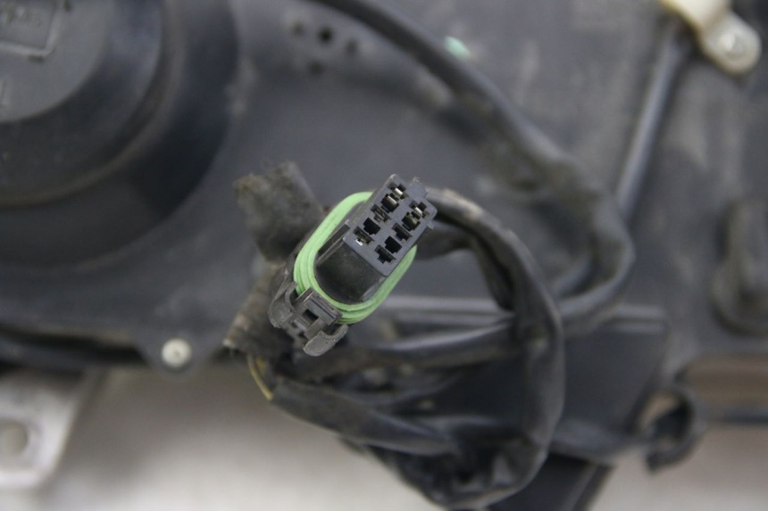 photo de REFLEKTOR PRZEDNI PIAGGIO X9 EVOLUTION 125 (2003 - 2007) - Widok produktu