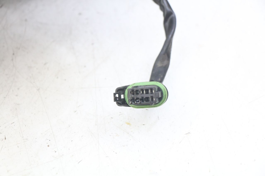 photo de REFLEKTOR PRZEDNI PIAGGIO X9 EVOLUTION 125 (2003 - 2007) - Zbliżenie techniczne