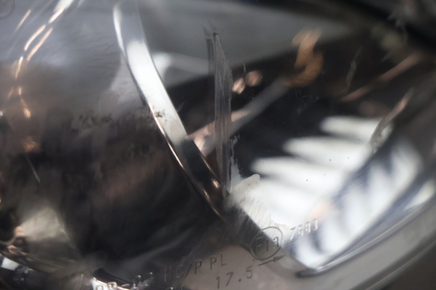 photo de REFLEKTOR PRZEDNI PIAGGIO X9 EVOLUTION 125 (2003 - 2007) - Inny kąt widzenia