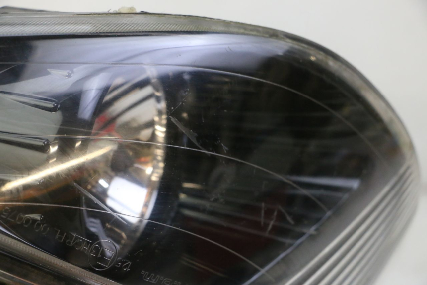 photo de REFLEKTOR PRZEDNI PIAGGIO XEVO - X EVO 125 (2007 - 2017) - Szczegół części