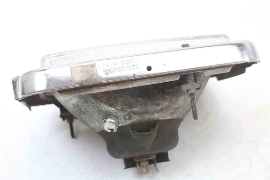 photo de REFLEKTOR PRZEDNI YAMAHA XJ F 900 (1983 - 1994) - Zbliżenie techniczne