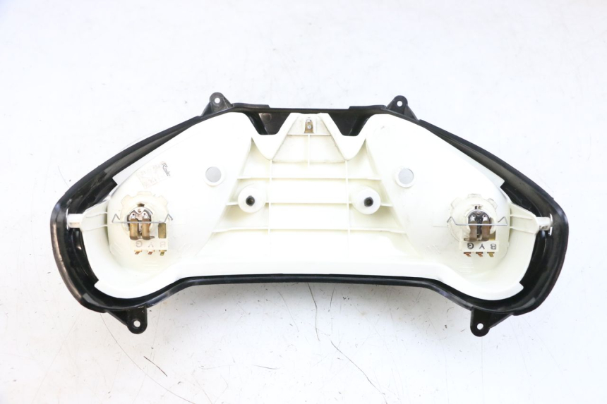 photo de REFLEKTOR PRZEDNI YAMAHA YP MAJESTY 125 (2002 - 2006) - Zoom stanu zużycia