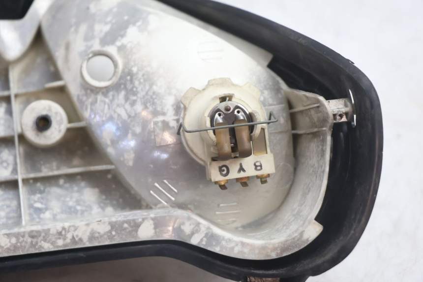 photo de REFLEKTOR PRZEDNI YAMAHA YP MAJESTY 125 (2002 - 2006) - Oznaczenia i referencje