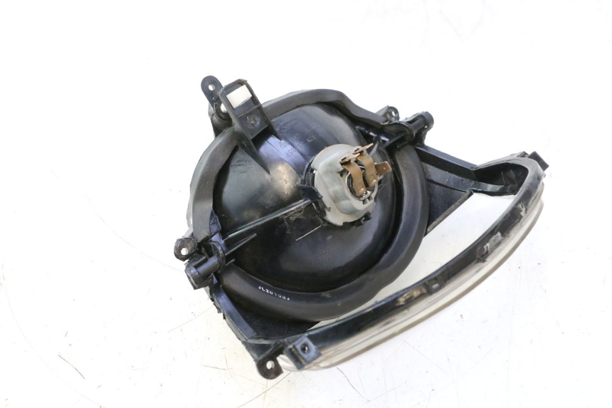 photo de PRZEDNIA LAMPA PIAGGIO ZIP IGET 4T 50 (2021 - 2023) - Szczegół części