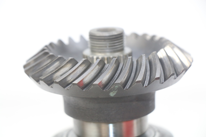 photo de ZĘBATKA YAMAHA FJR ABS 1300 (2006 - 2012) - Zbliżenie techniczne