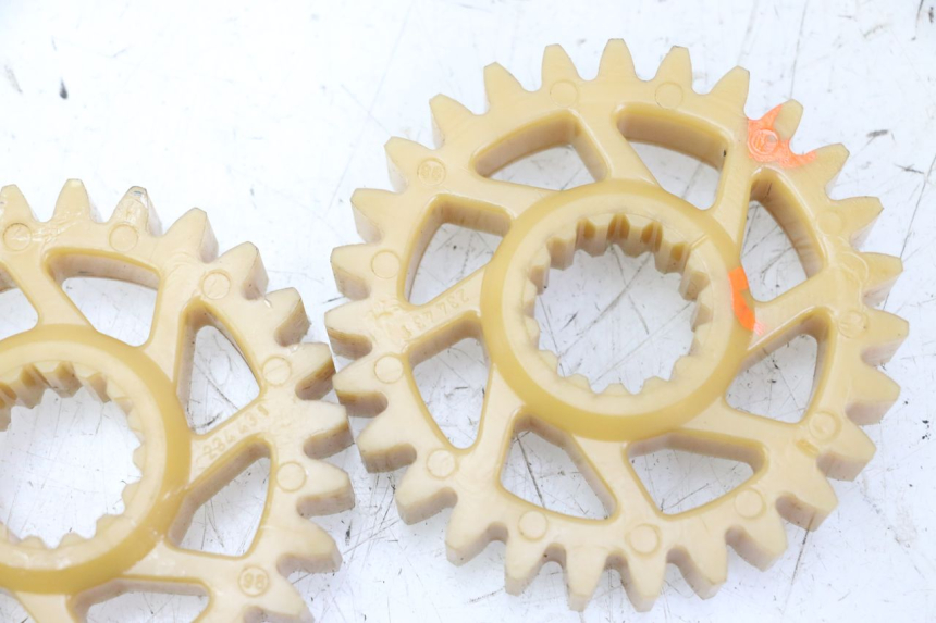 photo de ZĘBATKA NAPĘDU APRILIA ETX 125 (1998 - 2002) - Zbliżenie techniczne