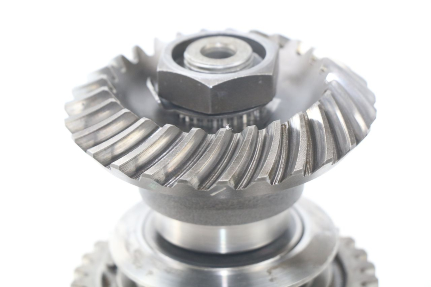 photo de ZĘBATKA NAPĘDU YAMAHA FJR ABS 1300 (2006 - 2012) - Zbliżenie techniczne