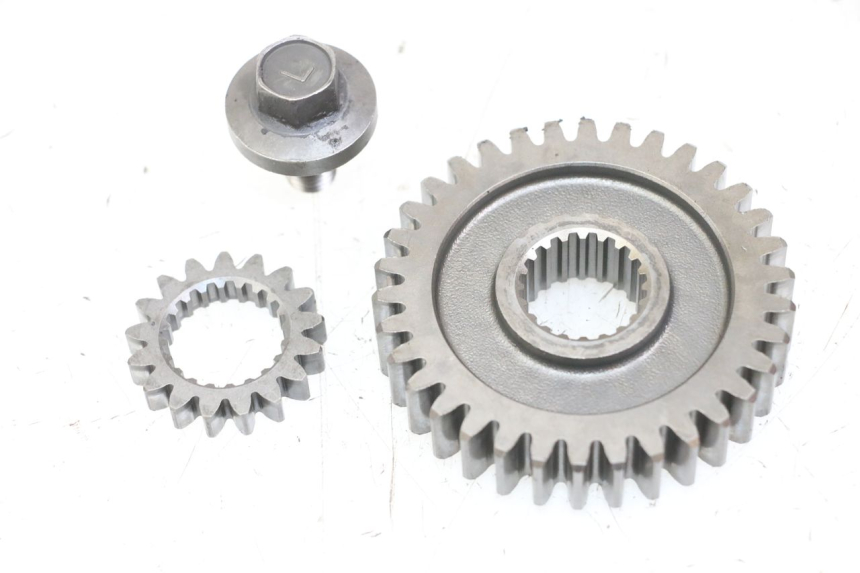 photo de ZĘBATKA NAPĘDU SUZUKI SV S 650 (1999 - 2002) - Zbliżenie techniczne