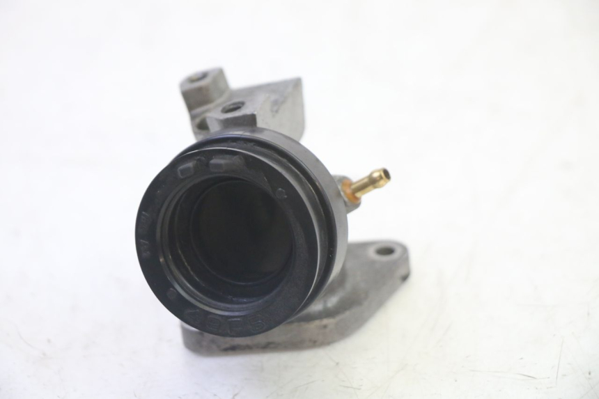 photo de PRZEWÓD SSĄCY SUZUKI BURGMAN 125 (2007 - 2014) - Inny kąt widzenia