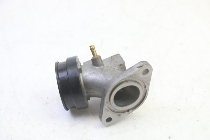 photo de PRZEWÓD SSĄCY SUZUKI BURGMAN 125 (2007 - 2014) - Zbliżenie techniczne