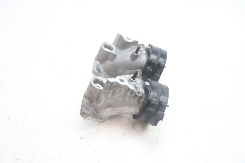 photo de RURA SSĄCA HONDA FJS SILVER WING SILVERWING 400 (2005 - 2008) - Inny kąt widzenia