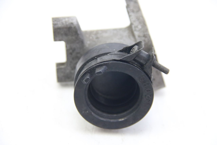 photo de RURA SSĄCA SUZUKI SIXTEEN 125 (2008 - 2010) - Zbliżenie techniczne