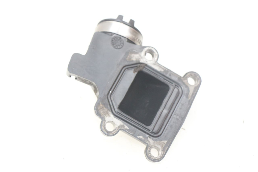 photo de PRZEWÓD SSĄCY YAMAHA SLIDER NAKED 50 (2004 - 2018) - Szczegół części