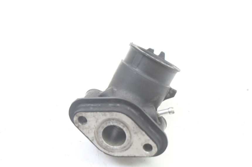 photo de PRZEWÓD SSĄCY PEUGEOT V-CLIC VCLIC 50 (2007 - 2013) - Zbliżenie techniczne