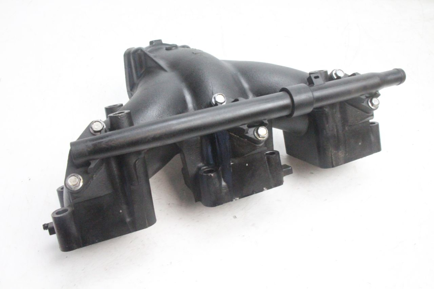 photo de RURA DOPROWADZAJĄCA YAMAHA WAVE RUNNER GP R 1200 (2000 - 2003) - Szczegół części