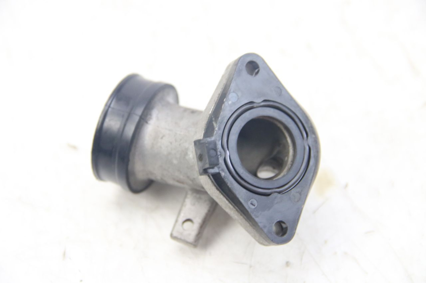 photo de PRZEWÓD SSĄCY YAMAHA XMAX X-MAX 125 (2006 - 2009) - Inny kąt widzenia