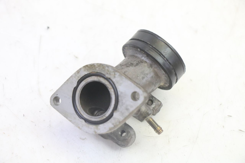 photo de PRZEWÓD SSĄCY YAMAHA XMAX X-MAX 125 (2006 - 2009) - Inny kąt widzenia