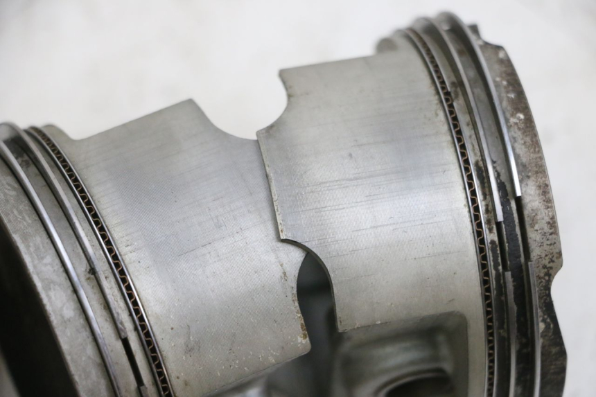 photo de TŁOK SUZUKI BURGMAN EXECUTIVE ABS 650 (2006 - 2012) - Szczegół części