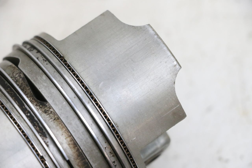 photo de TŁOK SUZUKI BURGMAN EXECUTIVE ABS 650 (2006 - 2012) - Zoom stanu zużycia