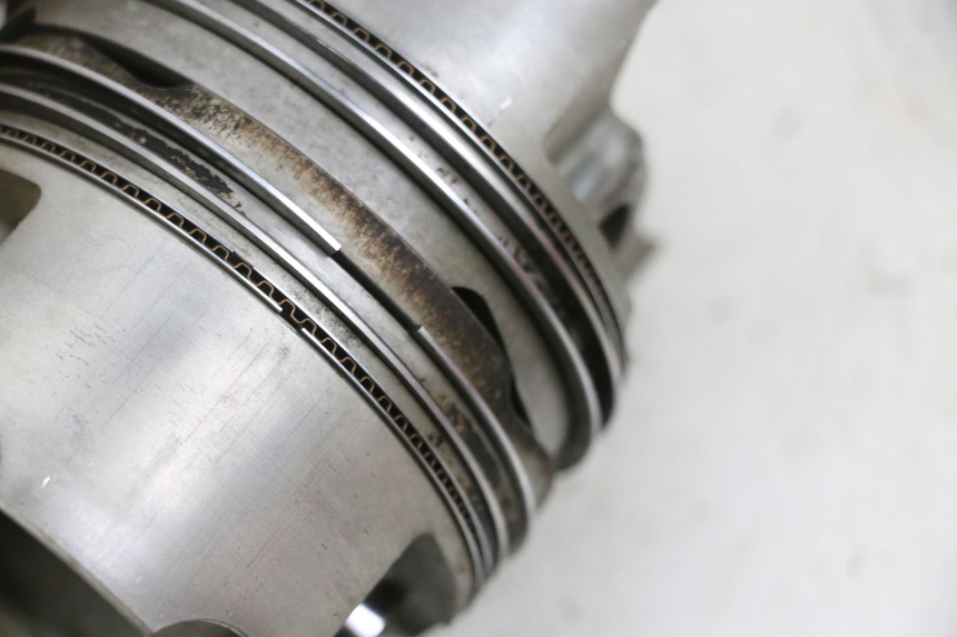 photo de TŁOK SUZUKI BURGMAN EXECUTIVE ABS 650 (2006 - 2012) - Inny kąt widzenia