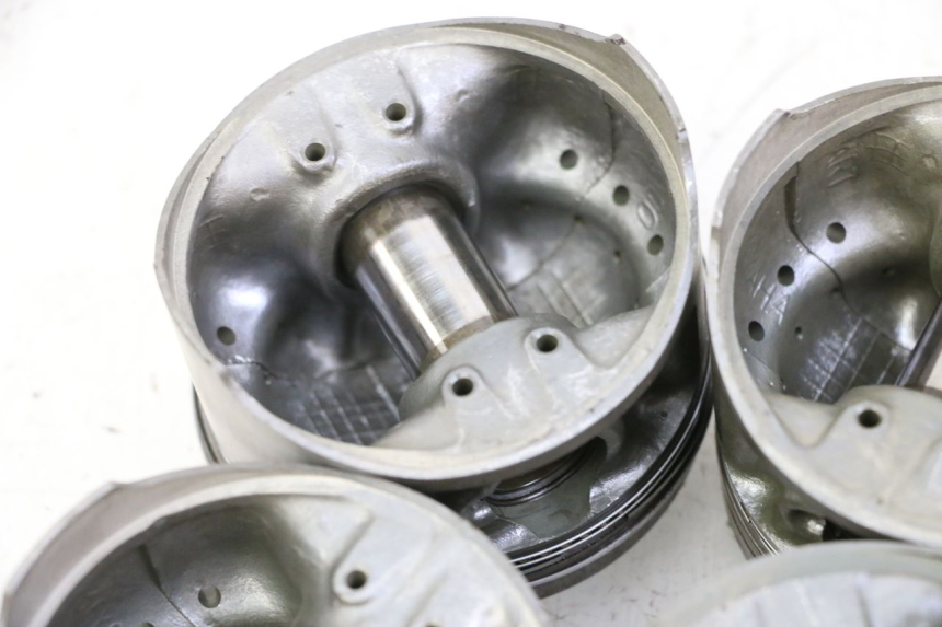 photo de TŁOK YAMAHA FJ 36Y 1100 (1984 - 1985) - Zoom stanu zużycia