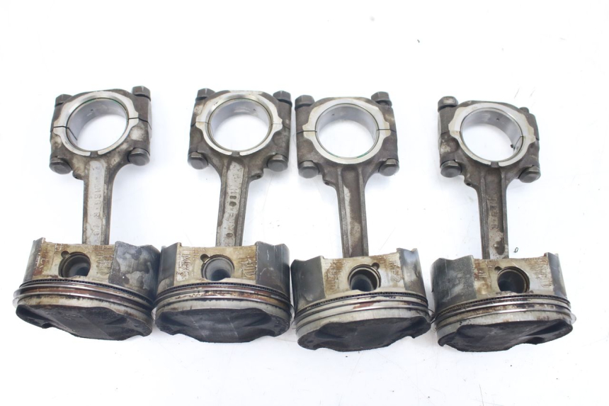 photo de TŁOK HONDA VFR FI RC46 800 (1998 - 2001) - Zbliżenie techniczne