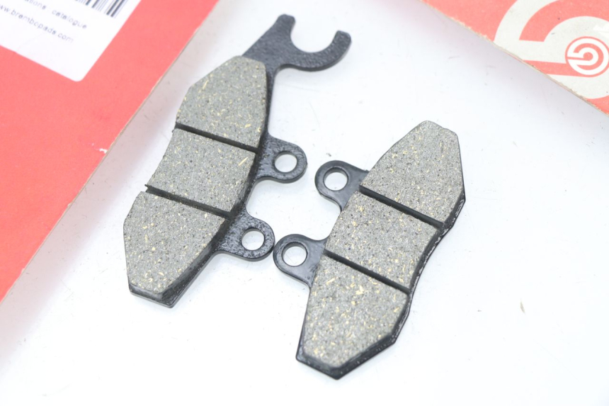 photo de Klocki hamulcowe przednie PIAGGIO X9 EVOLUTION 250 (2003 - 2007) - Punkty mocowania