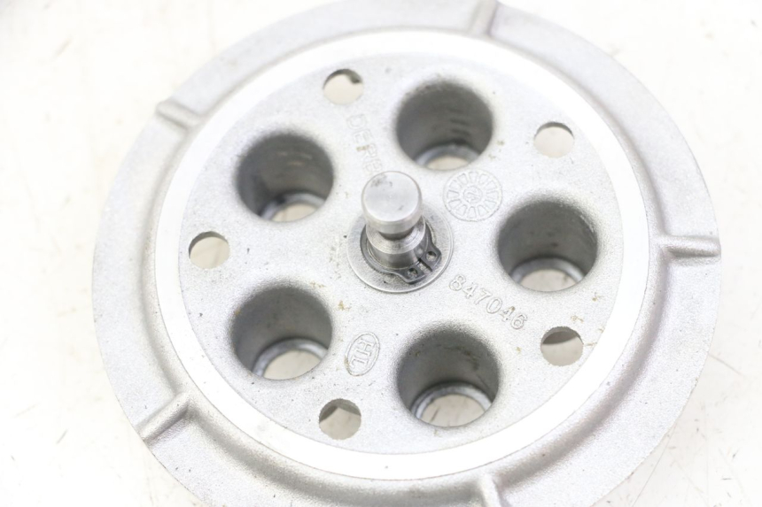 photo de TARCZA DOCISKOWA sprzęgła DERBI SENDA SM DRD X-TREME 50 (2011 - 2017) - Zoom stanu zużycia