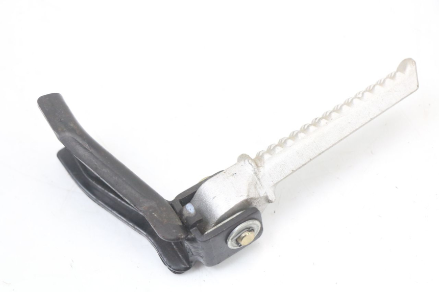 photo de PŁYTKA PODNÓŻKA TYLNA PRAWA DAELIM A-FOUR 2T 50 (2005 - 2012) - Inny kąt widzenia