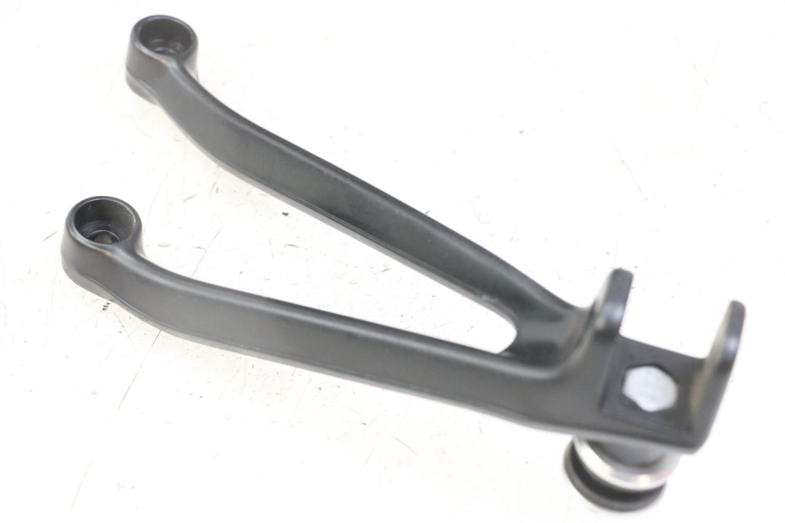 photo de PŁYTKA PODNÓŻKA TYLNA PRAWA BMW S RR ABS S1000RR 1000 (2015 - 2018) - Zbliżenie techniczne