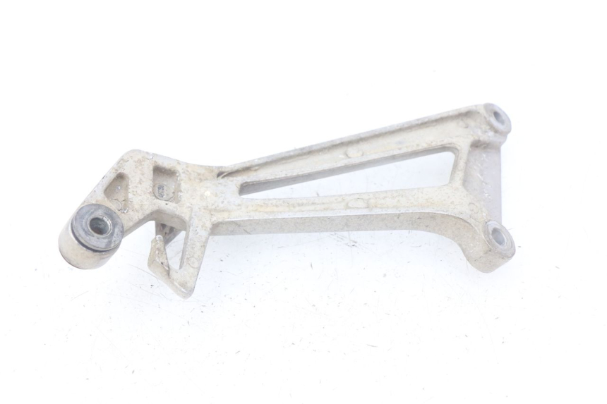 photo de PŁYTKA PODNÓŻKA TYLNA PRAWA HONDA CBR R 125 (2003 - 2006) - Szczegół części