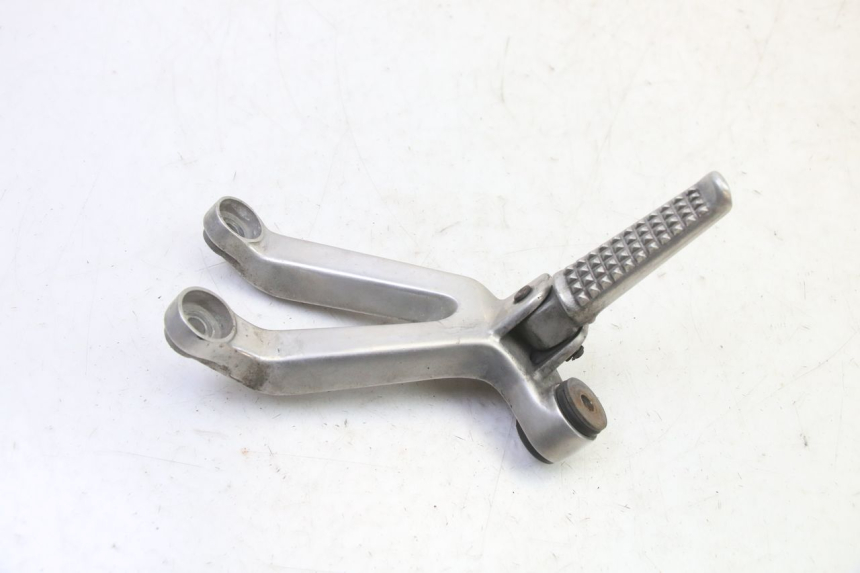 photo de PŁYTKA PODNÓŻKA TYLNA PRAWA HONDA CBR RR FIREBLADE 900 (1992 - 1994) - Widok główny