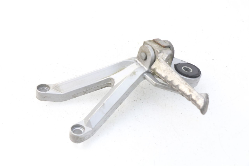 photo de PŁYTKA PODNÓŻKA TYLNA PRAWA HYOSUNG COMET GTR 125 (2007 - 2014) - Zoom stanu zużycia