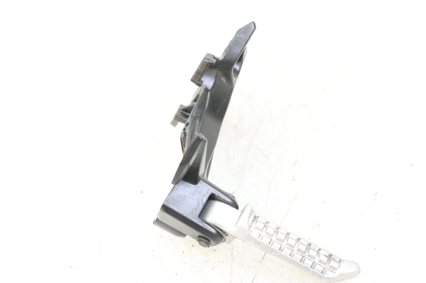 photo de PŁYTKA PODNÓŻKA TYLNA PRAWA EBROH BRAVO GLE 1 (2020 - 2024) - Szczegół części