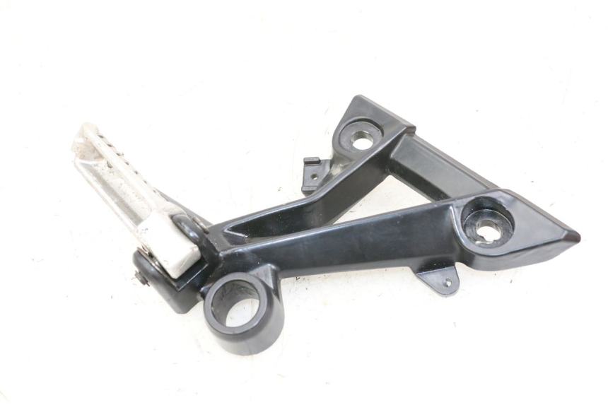 photo de PŁYTKA PODNÓŻKA TYLNA PRAWA EBROH BRAVO GLE 1 (2020 - 2024) - Inny kąt widzenia