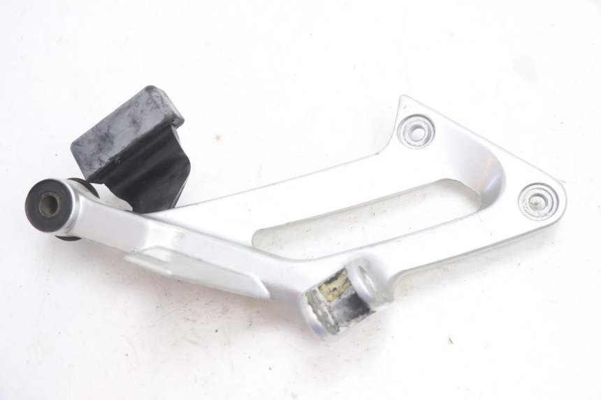 photo de PŁYTA PODNÓŻKA TYLNEGO PRAWEGO YAMAHA FJR 1300 (2001 - 2005) - Szczegół części