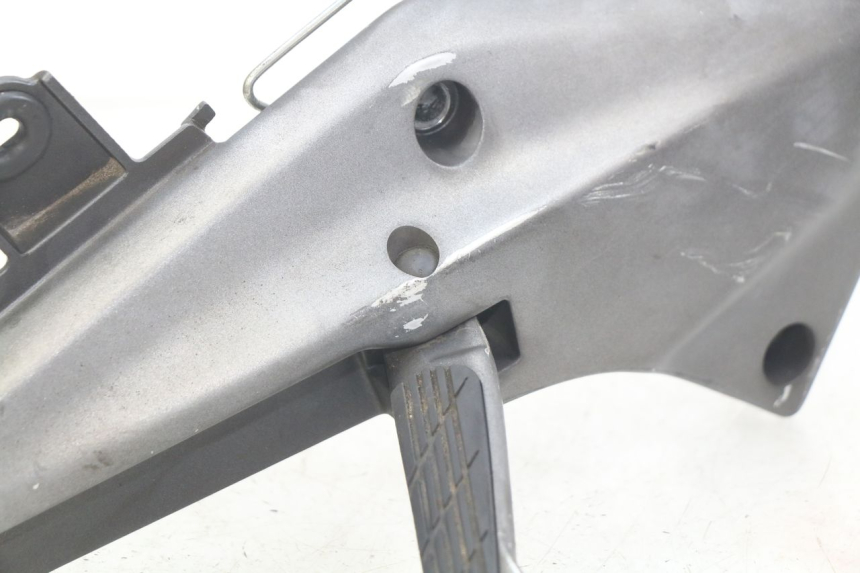 photo de PŁYTKA PODNÓŻKA TYLNA PRAWA HONDA FJS SILVERWING SILVER WING 400 (2009 - 2016) - Widok ogólny