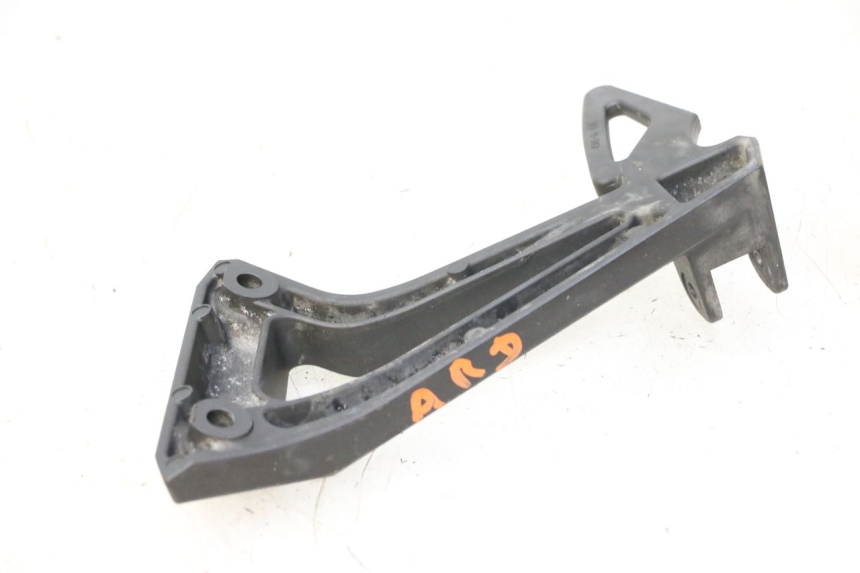 photo de PŁYTKA PODNÓŻKA TYLNA PRAWA YAMAHA FZ6 FAZER S2 600 (2007 - 2011) - Szczegół części