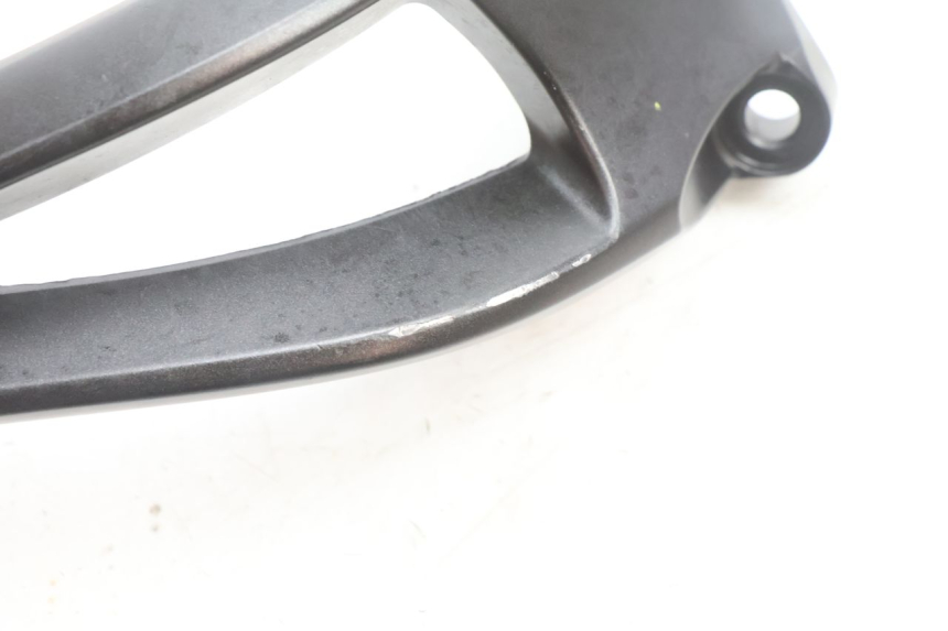 photo de PŁYTKA PODNÓŻKA TYLNA PRAWA YAMAHA FZ8 800 (2010 - 2016) - Zoom stanu zużycia