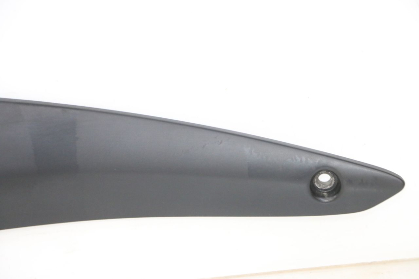 photo de PŁYTKA PODNÓŻKA TYLNA PRAWA GILERA NEXUS 300 (2008 - 2013) - Stan powierzchni