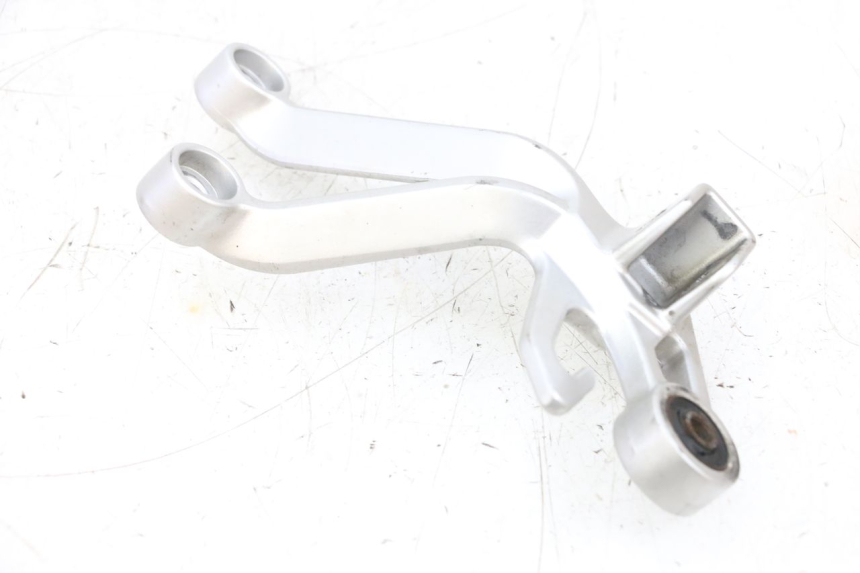 photo de PŁYTKA PODNÓŻKA TYLNA PRAWA SUZUKI GSXR GSX-R 1000 (2003 - 2004) - Widok ogólny