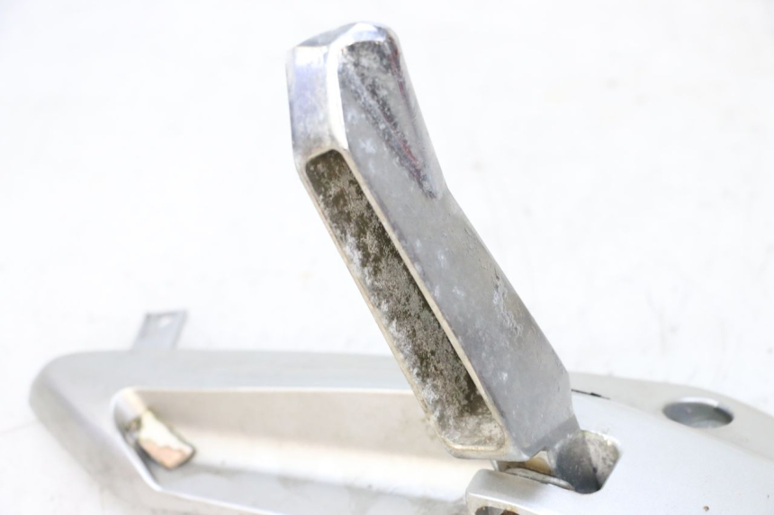 photo de PŁYTKA PODNÓŻKA TYLNA PRAWA JM MOTORS GTS 125 (2015 - 2019) - Zoom stanu zużycia